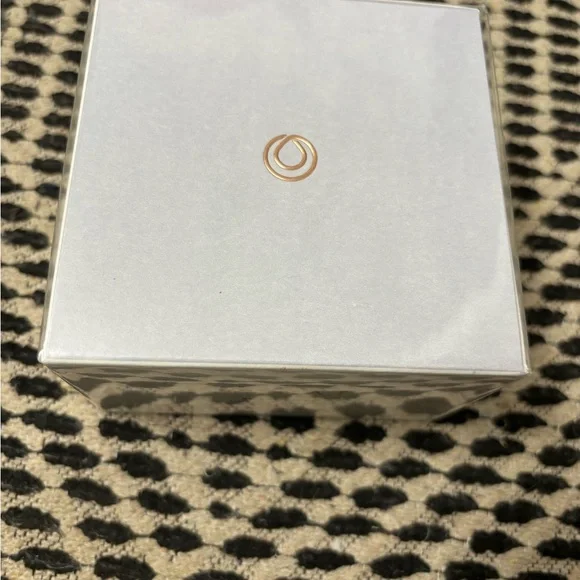 MONAT be balanced lightweight moisturizer - Picture 2 of 4